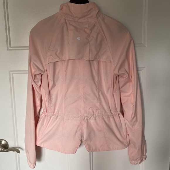 Lululemon Jacket - Picture 3 of 4